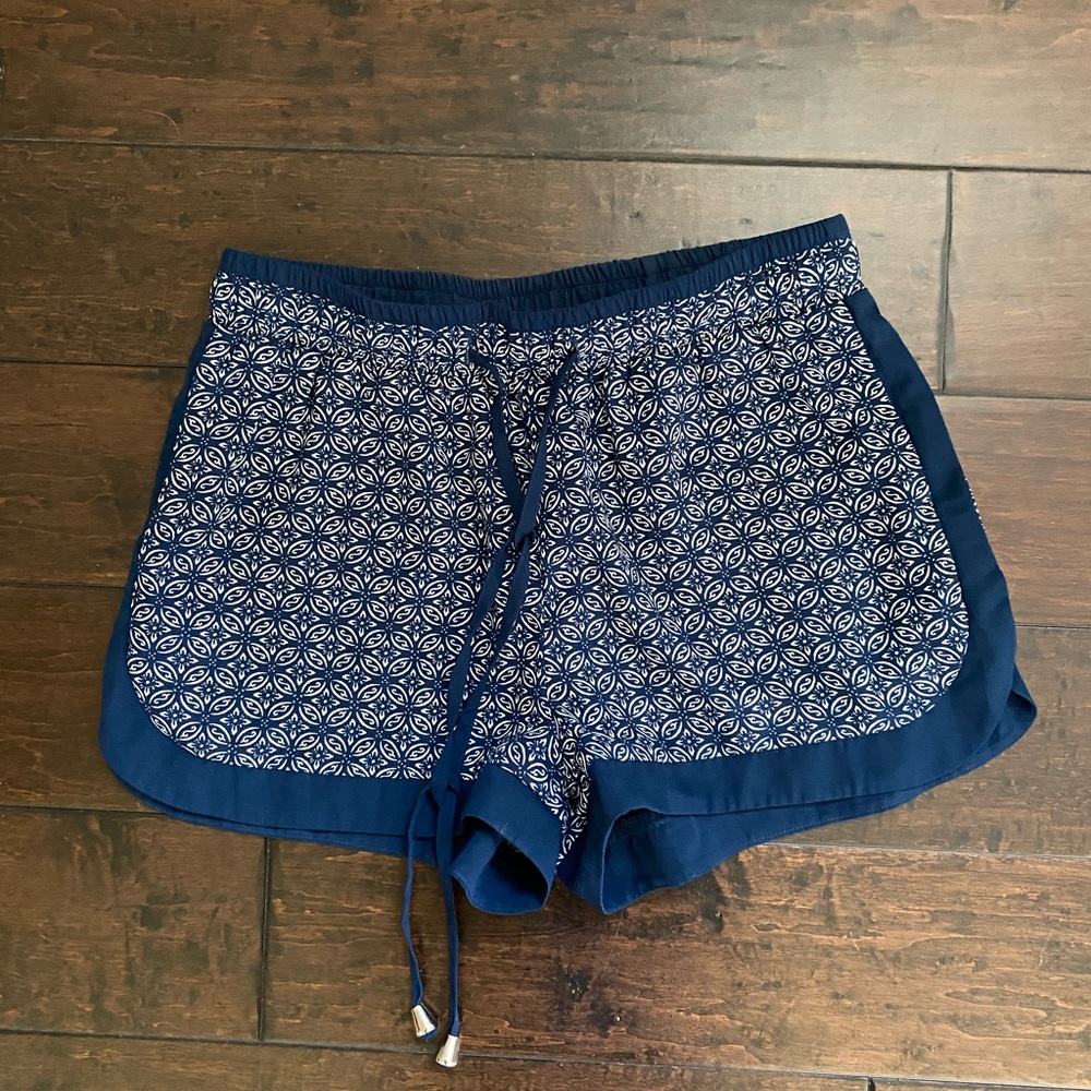 J.O.A. drawstring dress shorts